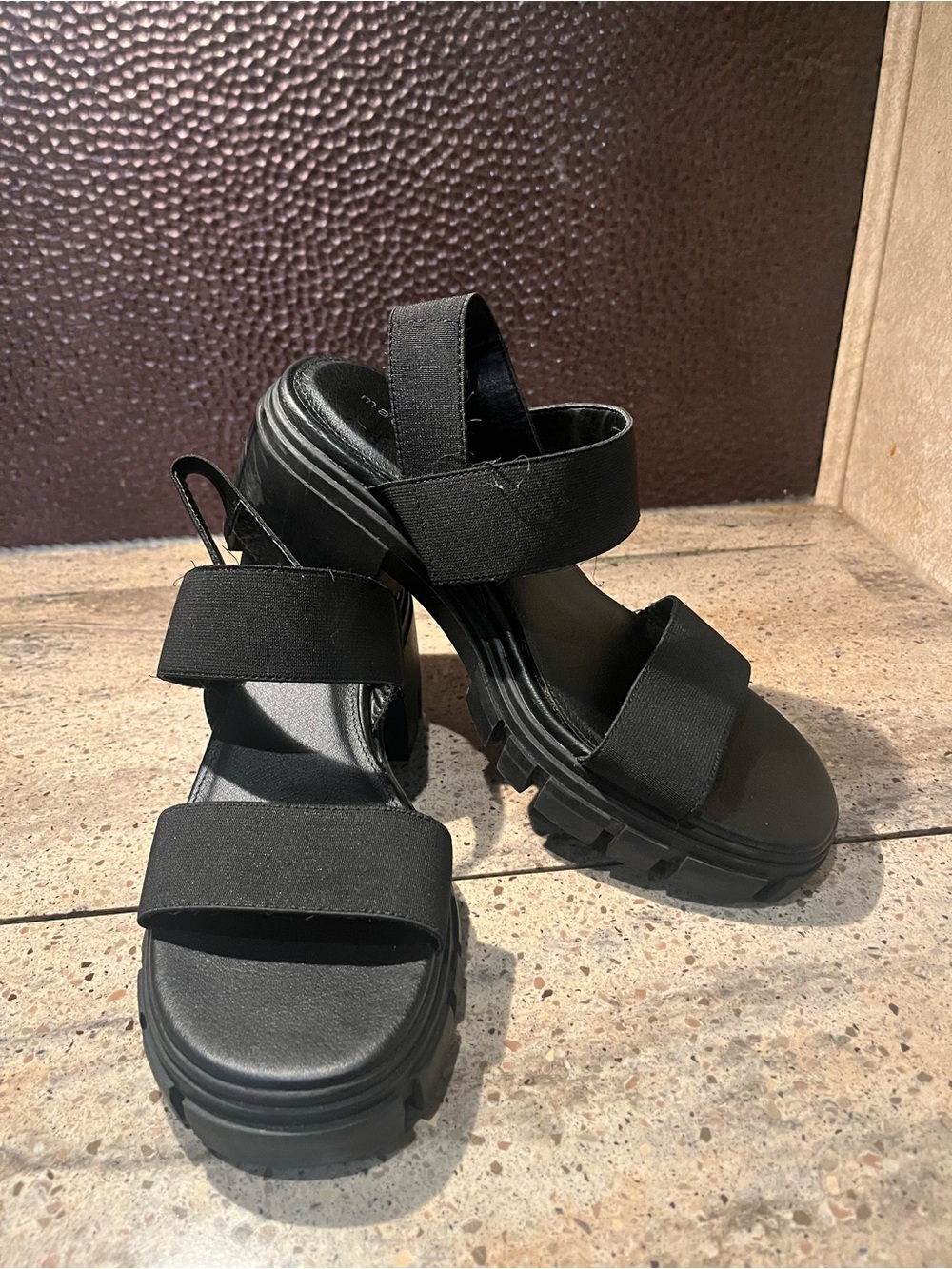 Madden Girl Harly Black Platform Sandals Block Heel Lug Sole Strappy Size 9